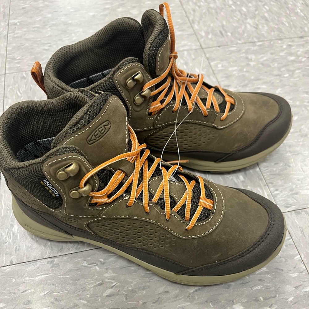 NEW Keen Terradora Explorer Waterproof Hiking Boots - Women's 7.5
